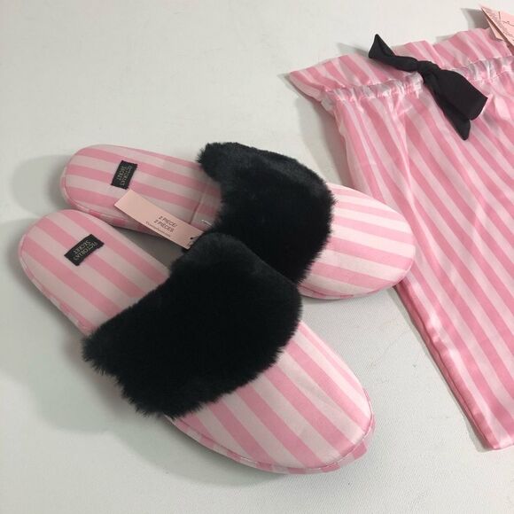 Victoria’s Secret Satin Slippers - Picture 1 of 4